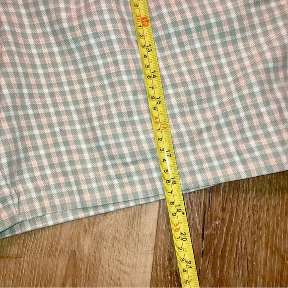 IZOD Women’s Shorts Casual Comfort | Size 14 | High Rise Mom Vintage | Cotton - Picture 12 of 14